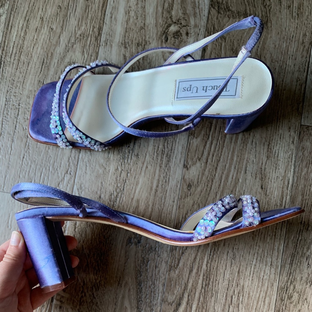 Authentic 2000s prom sandals
